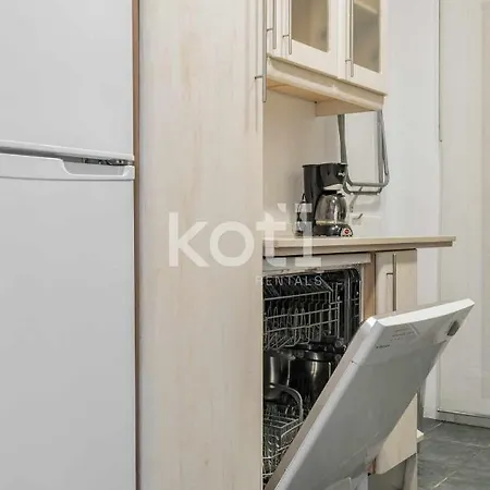 Koti - Albatros Apartament *